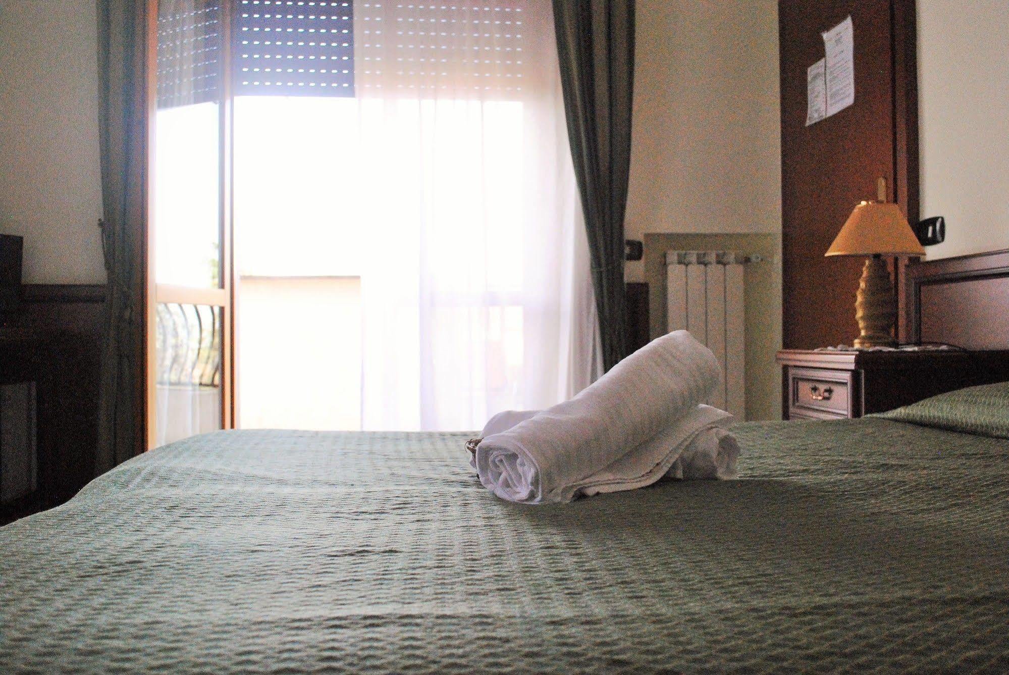 Hotel Octavia روما المظهر الخارجي الصورة